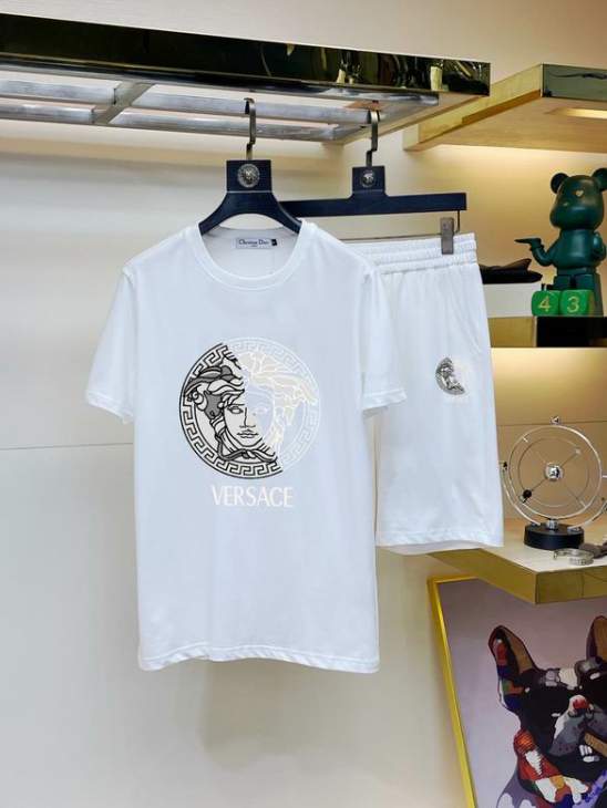 Picture of Versace Shirt Pant Suits _SKUVersaceM-5XLkdtn11825139